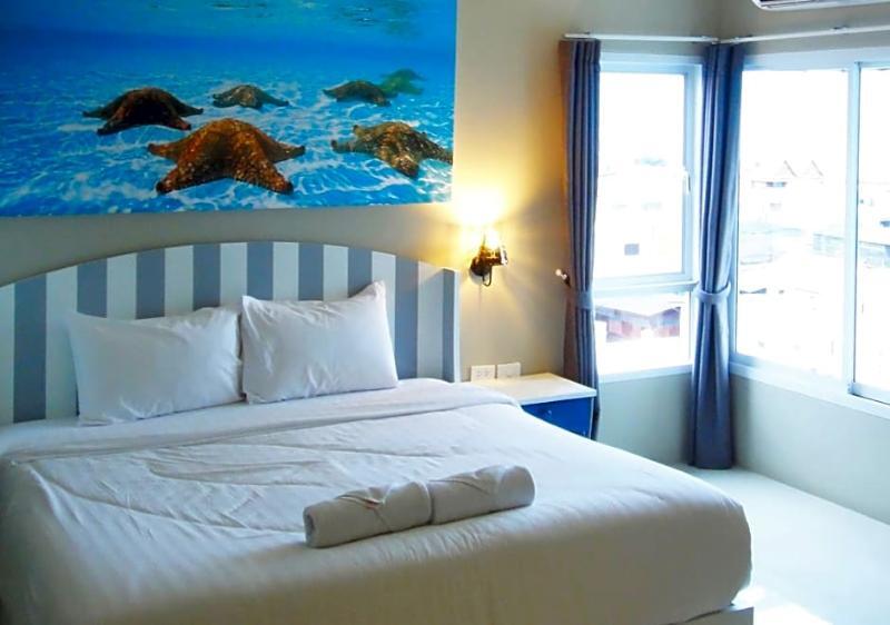 Hub Hua Hin 57 Hotel Exterior photo